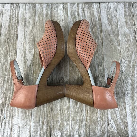 ERIC MICHAEL Womens 36 US 6-6.5 Dusty Pink Leather Heeled Mary Jane Clogs Shoes - Picture 9 of 11